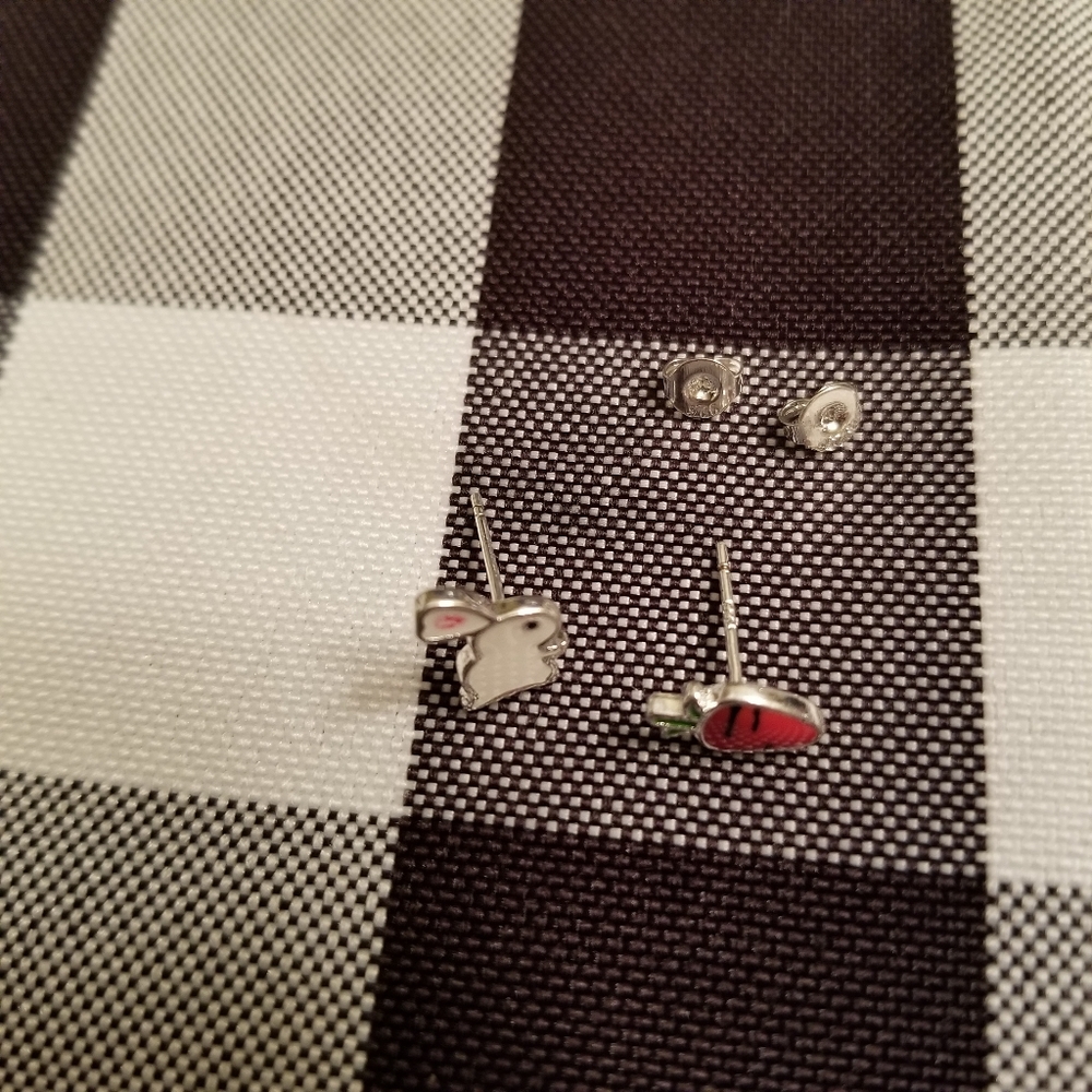 🐰🥕Super Cute Bunny and Carrot earrings in SILVER - Picture 6 of 8